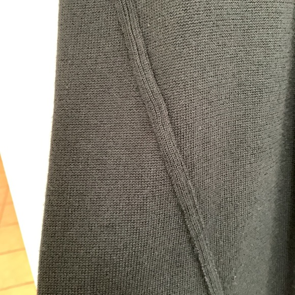 Loft Size Medium Petite black sweater dress well lived. Goes great w/knee boots - Picture 6 of 7